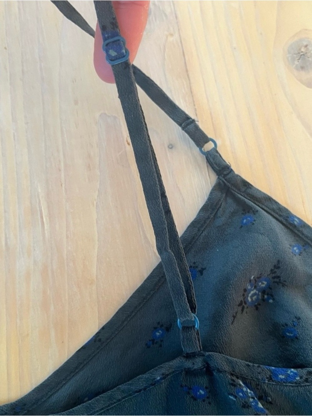 Wilfred 100% Silk Dark Teal Floral Camisole - Picture 12 of 16